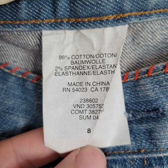 GAP Floral Embroidered Low Rise Cropped Jeans Size 8 - Picture 7 of 9